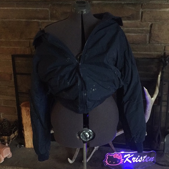 LAST CHANCE! ✨Vintage navy zip up jacket - Picture 4 of 5